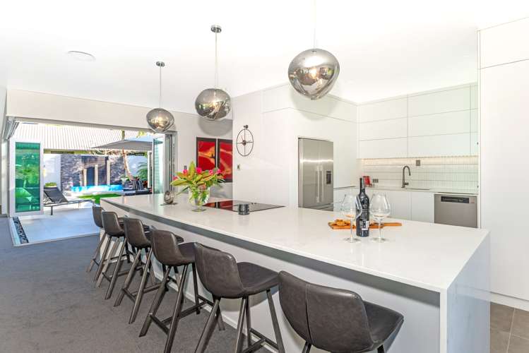 57 Island Road Whataupoko_5