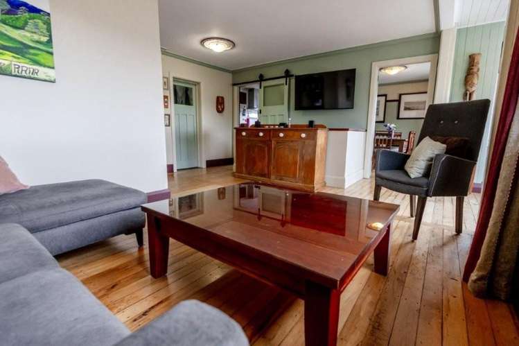 36 Chapel Street Greymouth_10