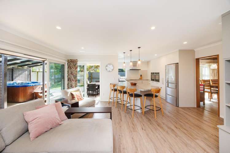 12 Truscott Grove Awapuni_10