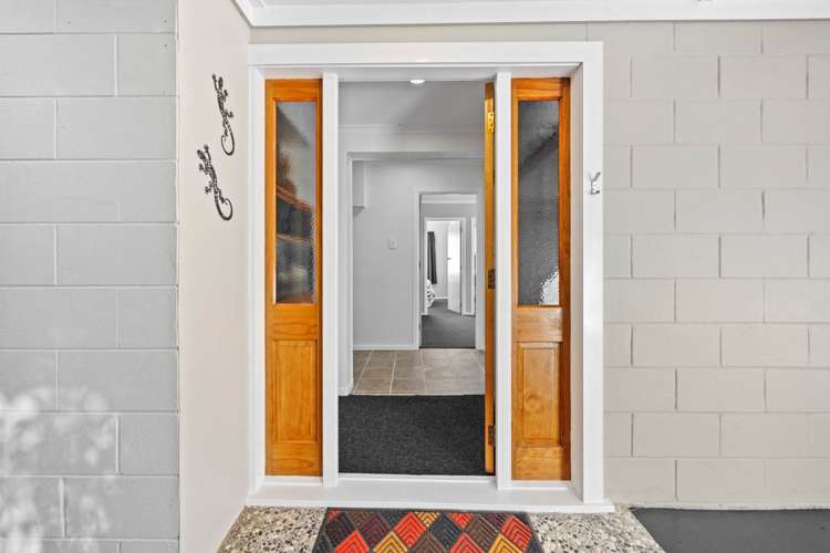 19 Takapu Street Henderson_16