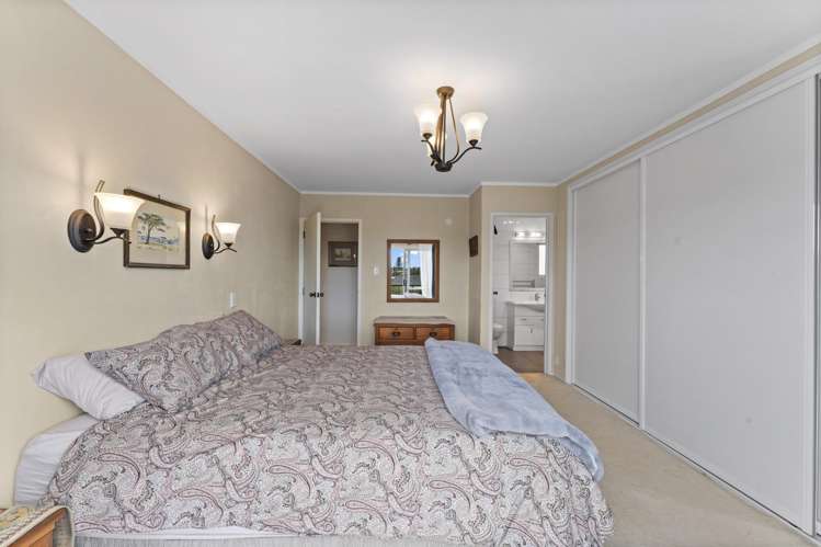5 Stapleford Crescent Browns Bay_11