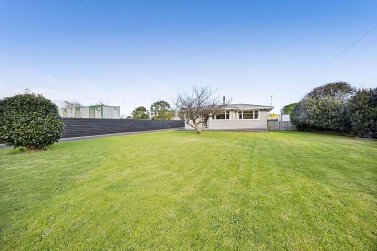 16 Riemenschneider Street Manaia_23