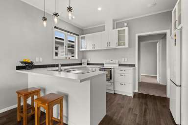 810 Queen Street East_1