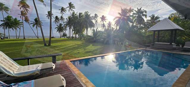 OCEANFRONT VILLA on Freehold (1+ acre) near Savusavu Town – Your Freehold Fiji Island Retreat!