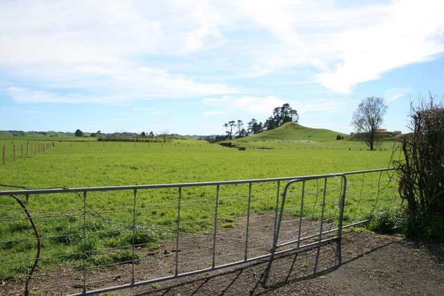 0n Hungers Road Pukengahu_4