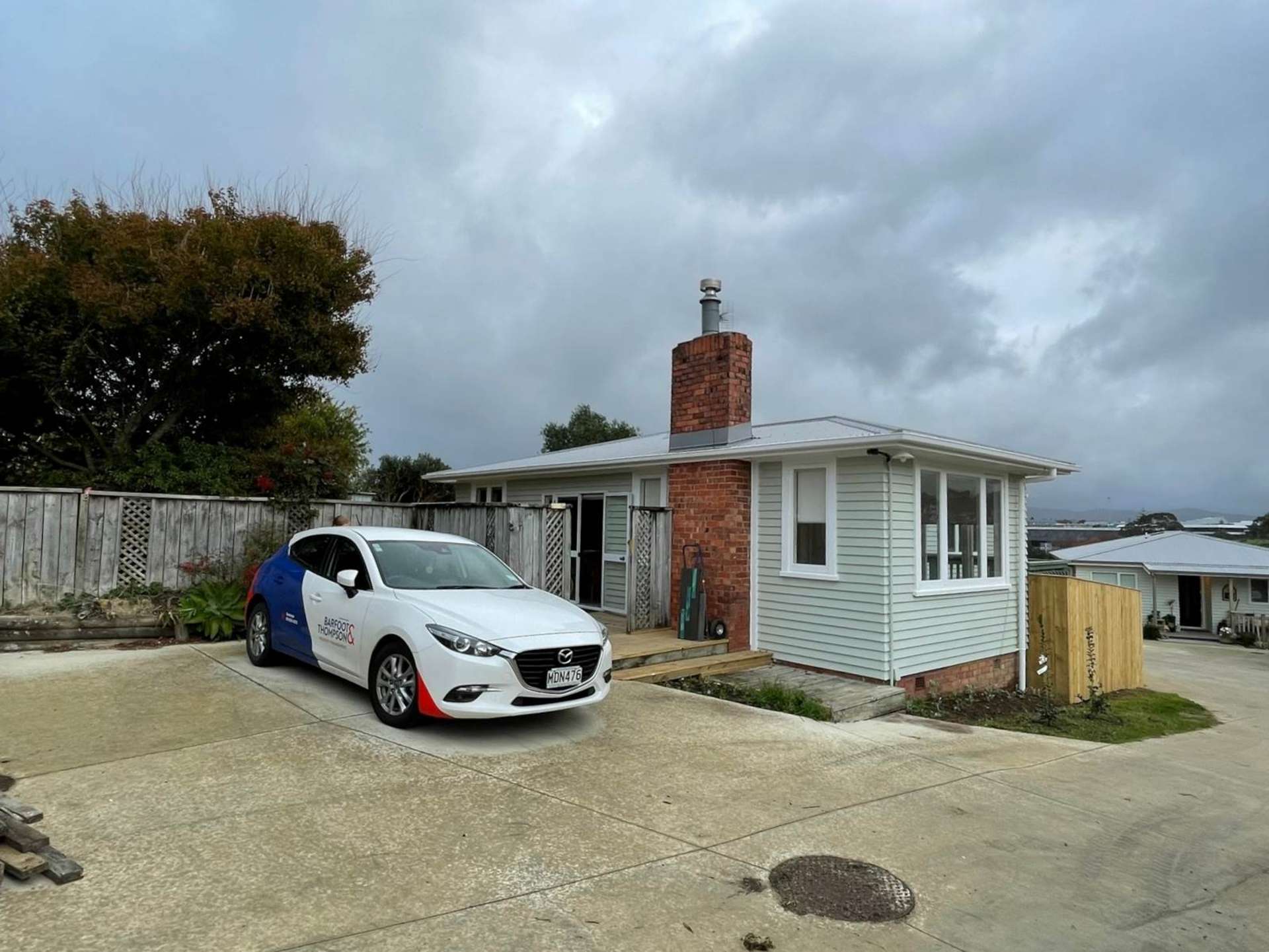 53 Amberley Avenue Te Atatu South_0