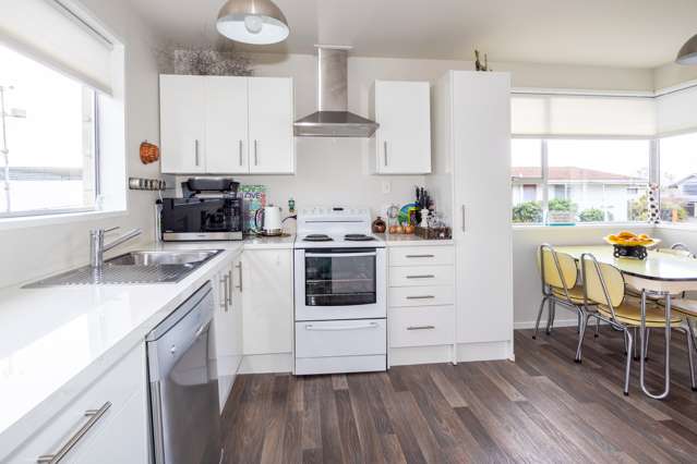 2/8 Hopkins Street Gleniti_3