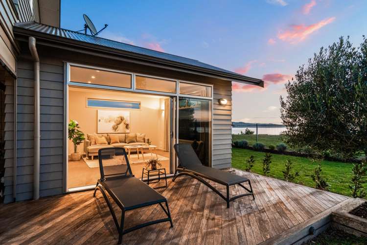 36 Karoro Road One Tree Point_24