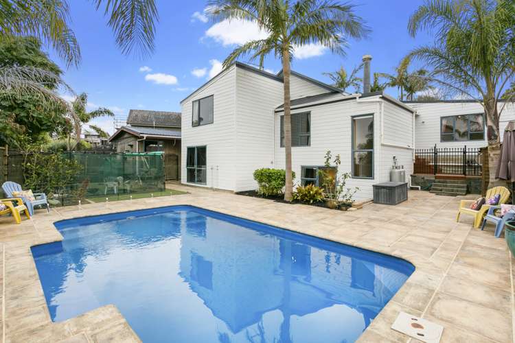 4 Diosma Place Botany Downs_18