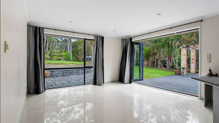 129 Stoney Creek Drive Waitakere_7