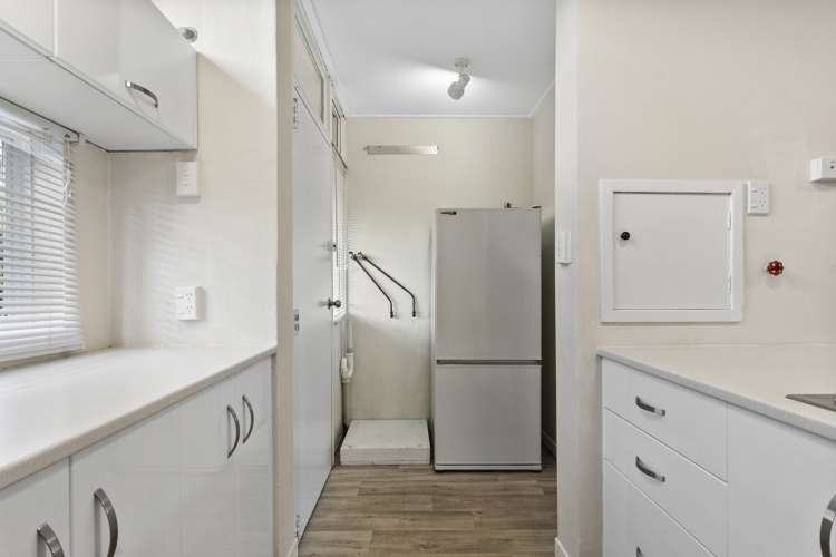 1 Coates Street Hamilton East_7