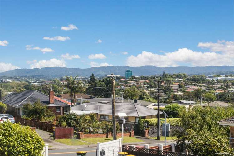 39 School Road Te Atatu South_2