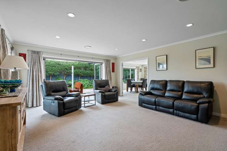 11 Byron Brown Place Otaki Beach_8
