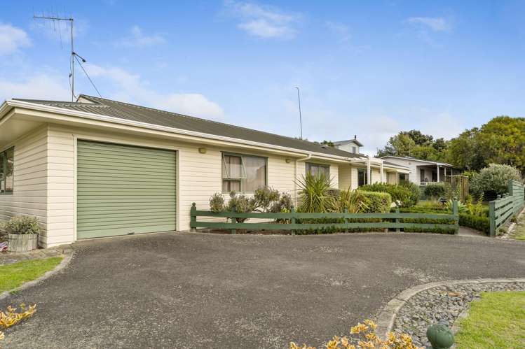 41 Koromiko Street Otaki Beach_1