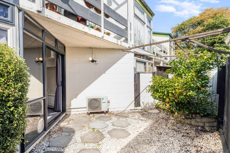 1/13 Forbes Street Sydenham_8