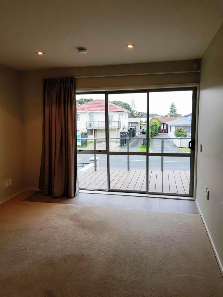 203/252 Centreway Road Orewa_5