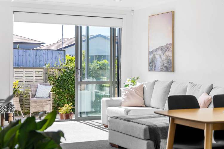9/4 Greystone Place (Waterview Estate)_0