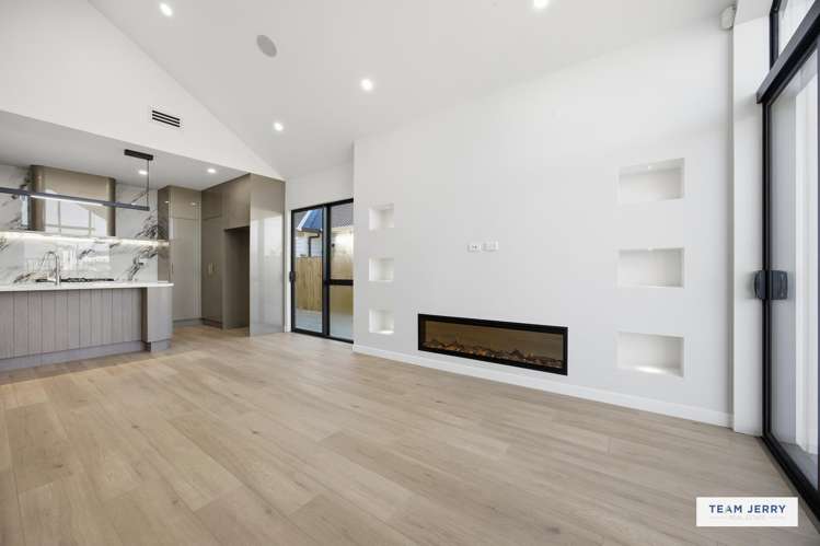 14 Tuwai Crescent Opaheke_10