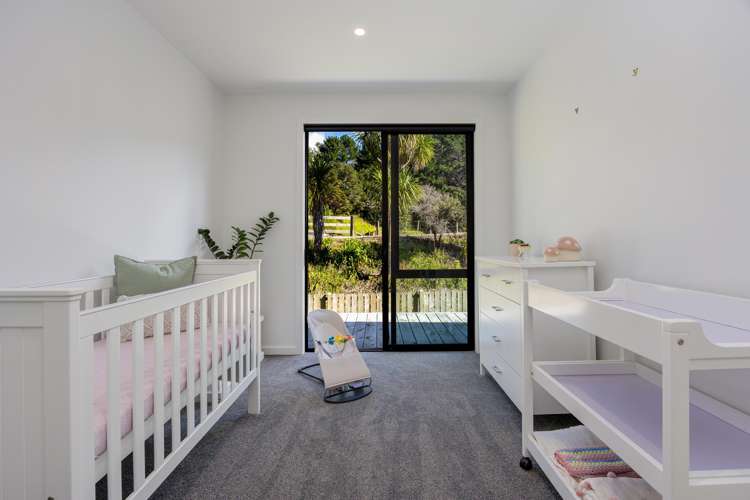 412 Leigh Road Whangateau_13