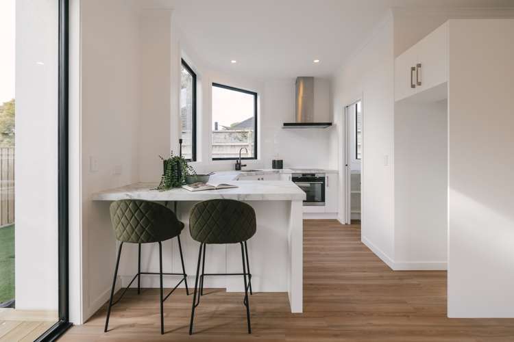 A/128 Linton Street West End_4