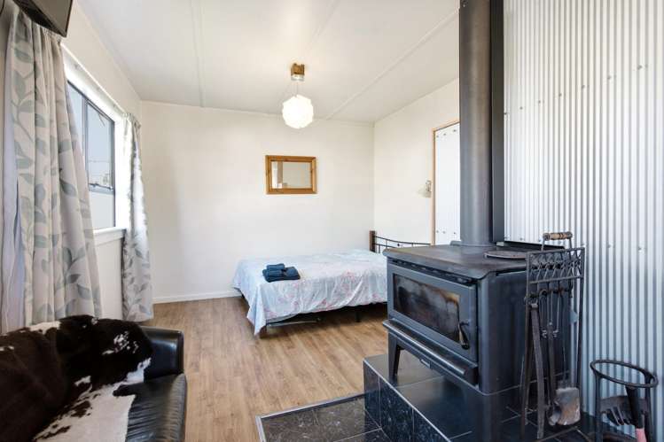 5662 West Coast Road Springfield_26