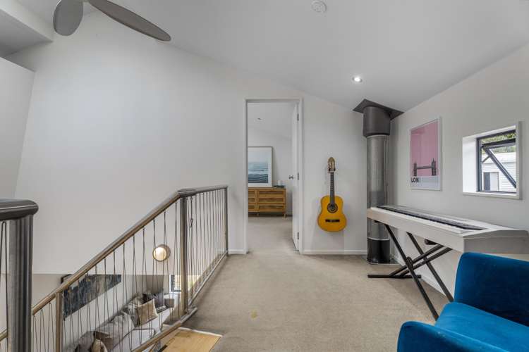 2 Te Makiri Road Onetangi_14