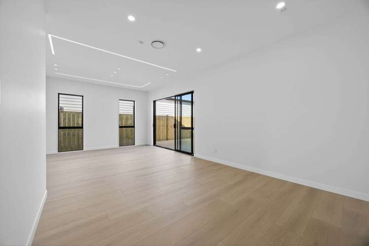 22 Pupu Crescent Opaheke_12