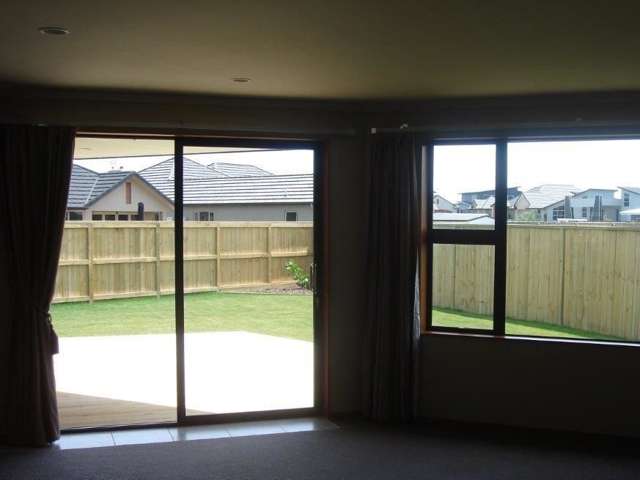 16 Gibbston Close Huntington_1