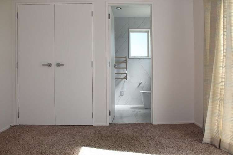 138b Beach Road Castor Bay_14