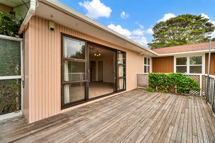 244 Glengarry Road Glen Eden_11