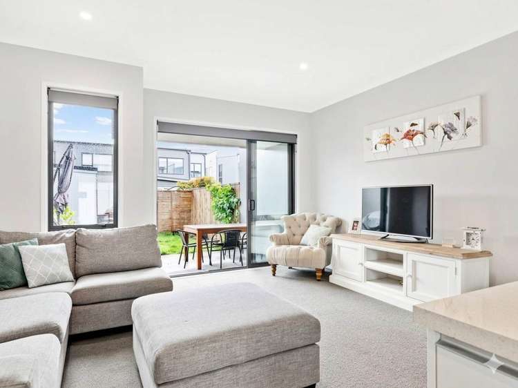 17 Ian Morrison Road Hobsonville_14