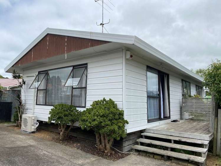 2B Churchill Street Pukekohe_8