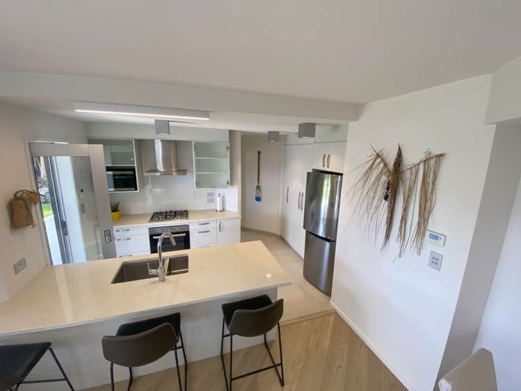 14A Valkyria Place Beach Haven_6