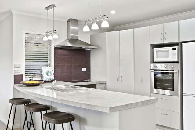 5 Riddington Rise Ohauiti_2