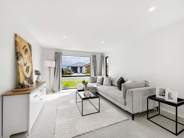 16 Mehrtens Crescent Woodend_2