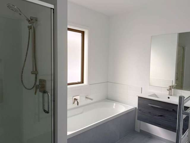 4 Joshua Carder Drive Hobsonville_3