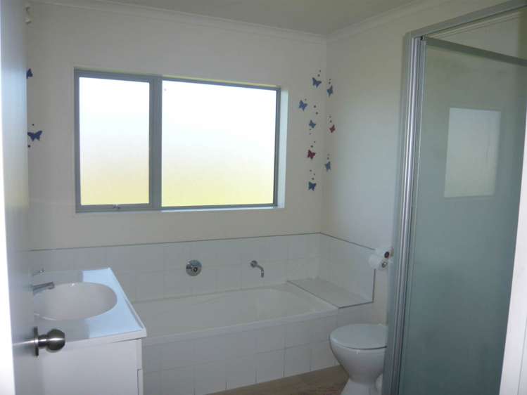 54a Kayes Road Pukekohe_14