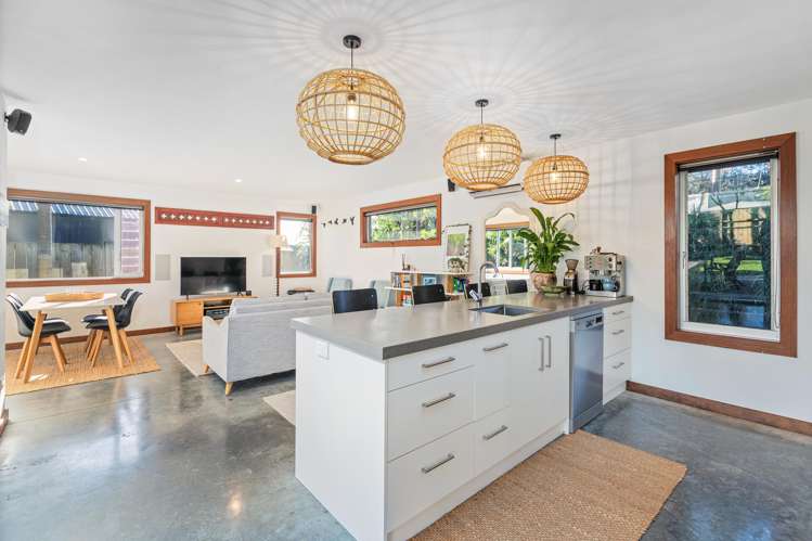 1 Summer Lane Tairua_12