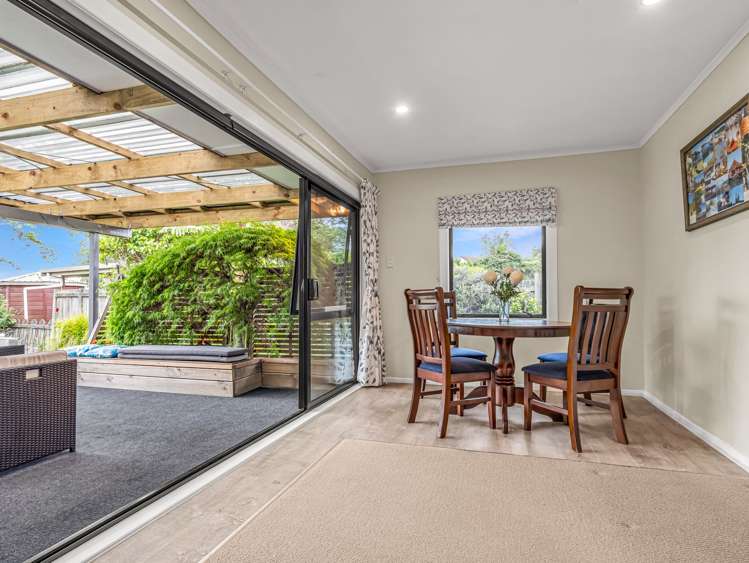 9 Cooper Avenue Holdens Bay_9