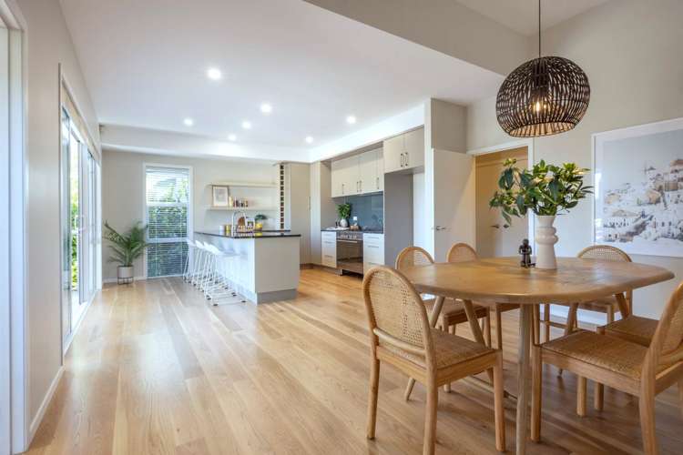 235h Titirangi Road Titirangi_1