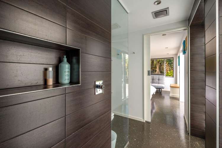 3 Giles Road Ostend_24