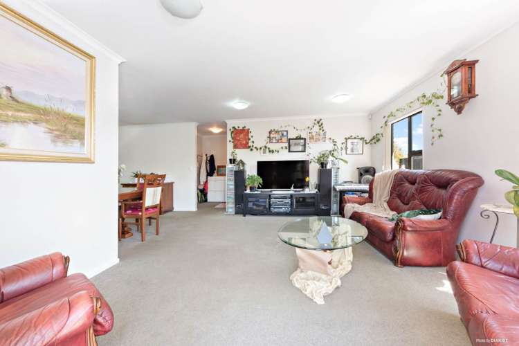 22 Burtons Drive Swanson_3