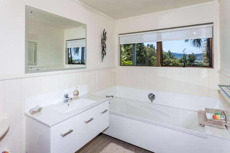 16 Gregory Lane Whangamata_29