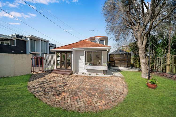 1/43 Williamson Avenue Belmont_23