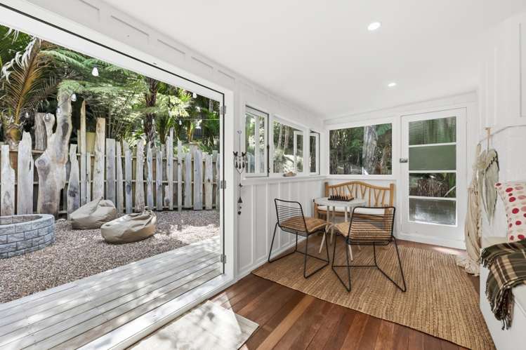 19 Crescent Road West Ostend_28