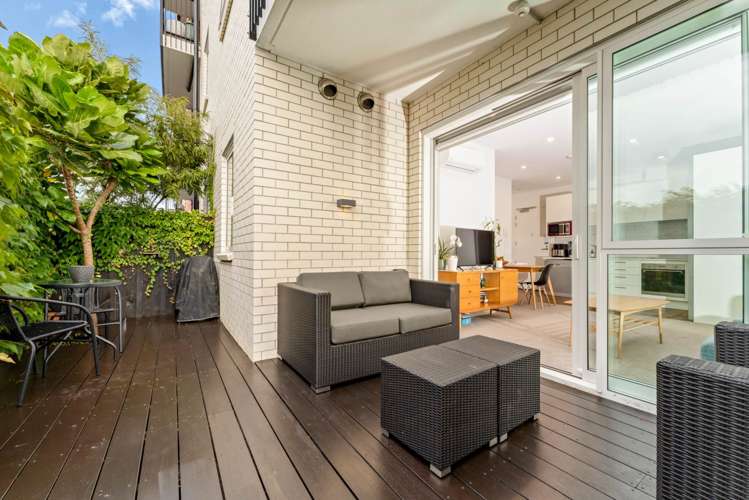 G09/1b Soljak Place Mount Albert_11