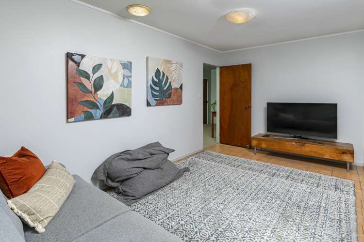 327 Upper Waiwera Road Puhoi_23