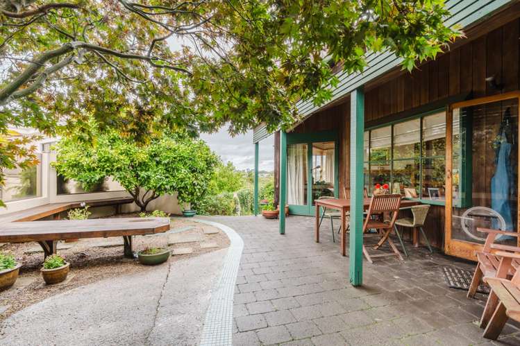 134 Lake Crescent Hamilton Lake_0