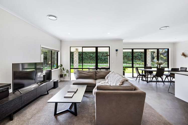 254 Riverbend Road Meeanee_7