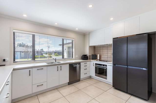 35 Noumea Drive Rangatira Park_3